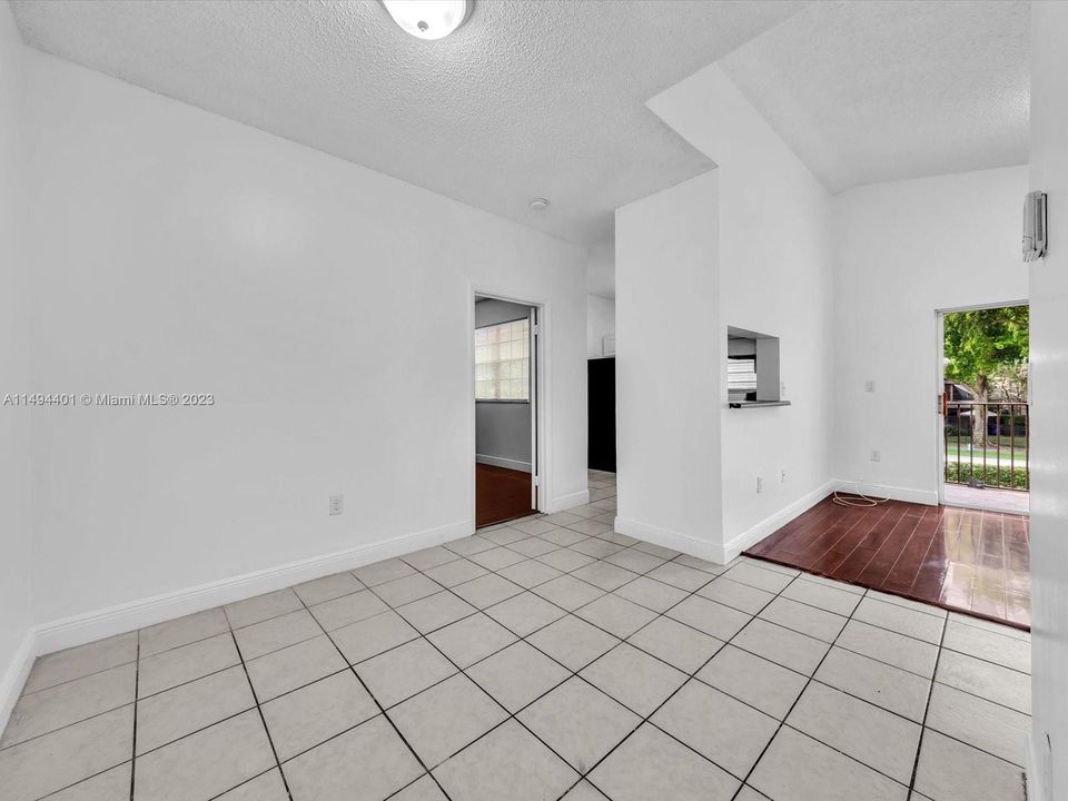 Recently Rented: $2,100 (2 beds, 2 baths, 854 Square Feet)
