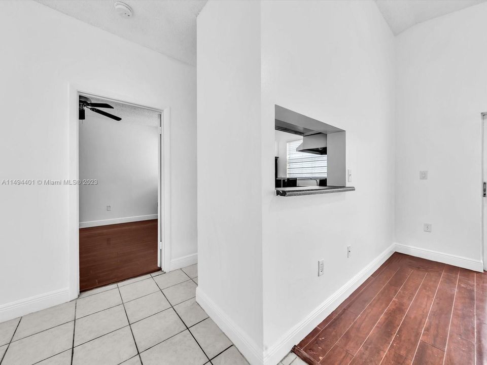 Recently Rented: $2,100 (2 beds, 2 baths, 854 Square Feet)