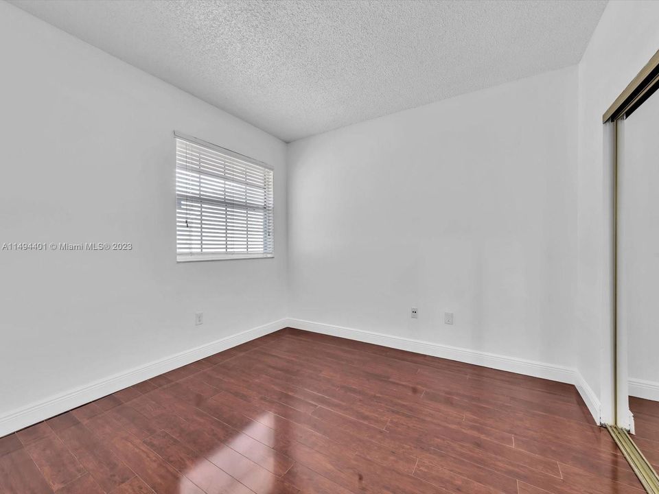 Recently Rented: $2,100 (2 beds, 2 baths, 854 Square Feet)