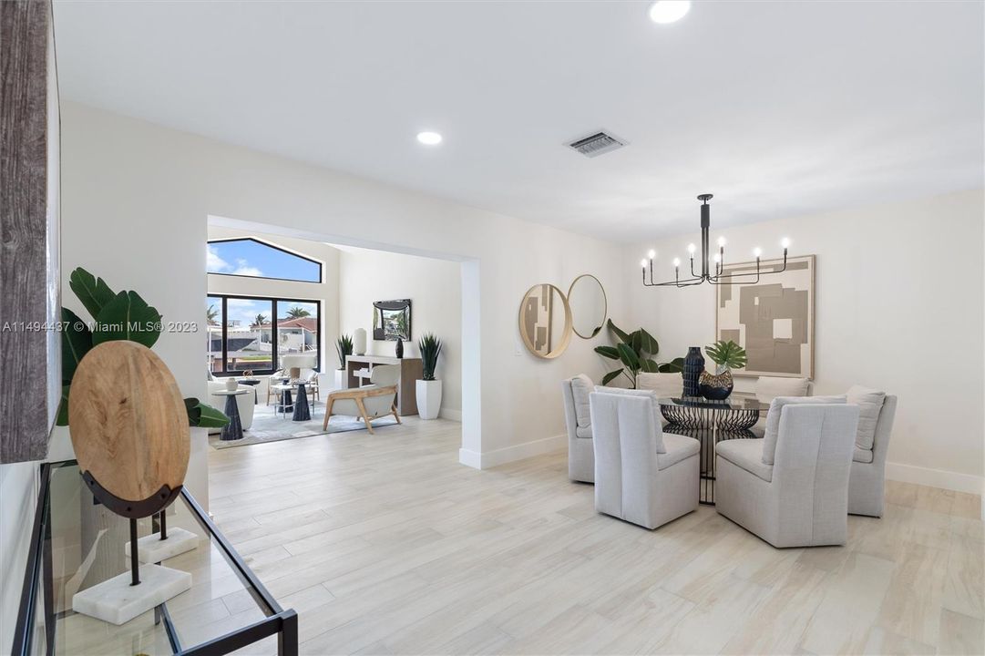 最近售出: $1,850,000 (3 贝兹, 2 浴室, 2344 平方英尺)