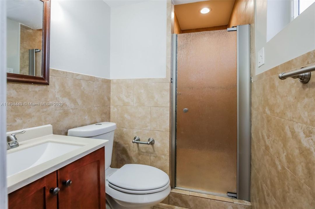 Recently Rented: $2,710 (3 beds, 2 baths, 1128 Square Feet)