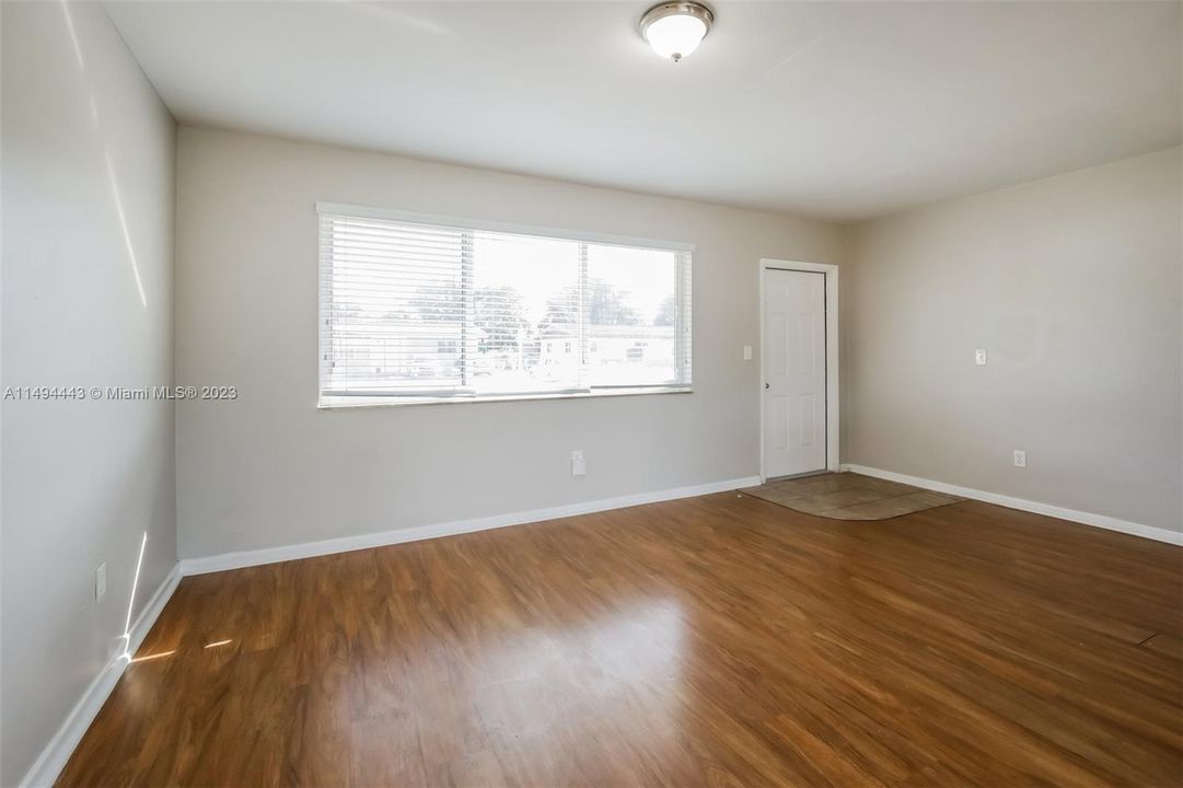 Recently Rented: $2,710 (3 beds, 2 baths, 1128 Square Feet)