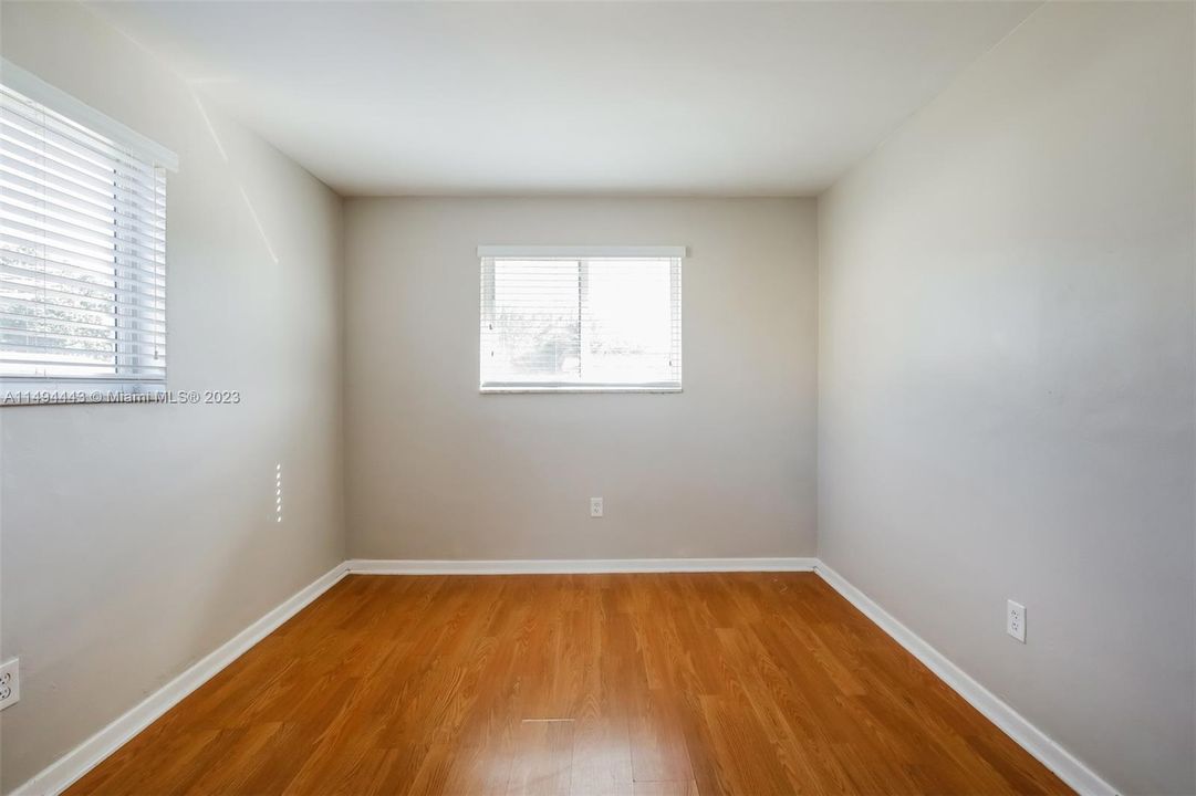 Recently Rented: $2,710 (3 beds, 2 baths, 1128 Square Feet)