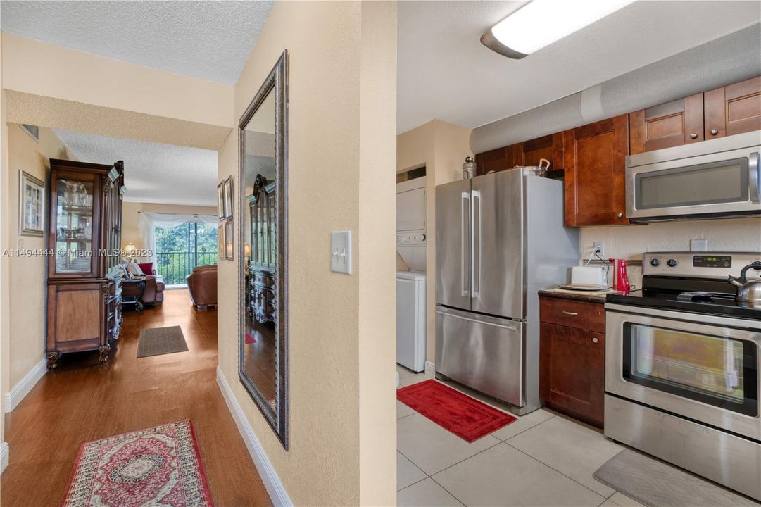 Recently Sold: $170,000 (2 beds, 2 baths, 1100 Square Feet)