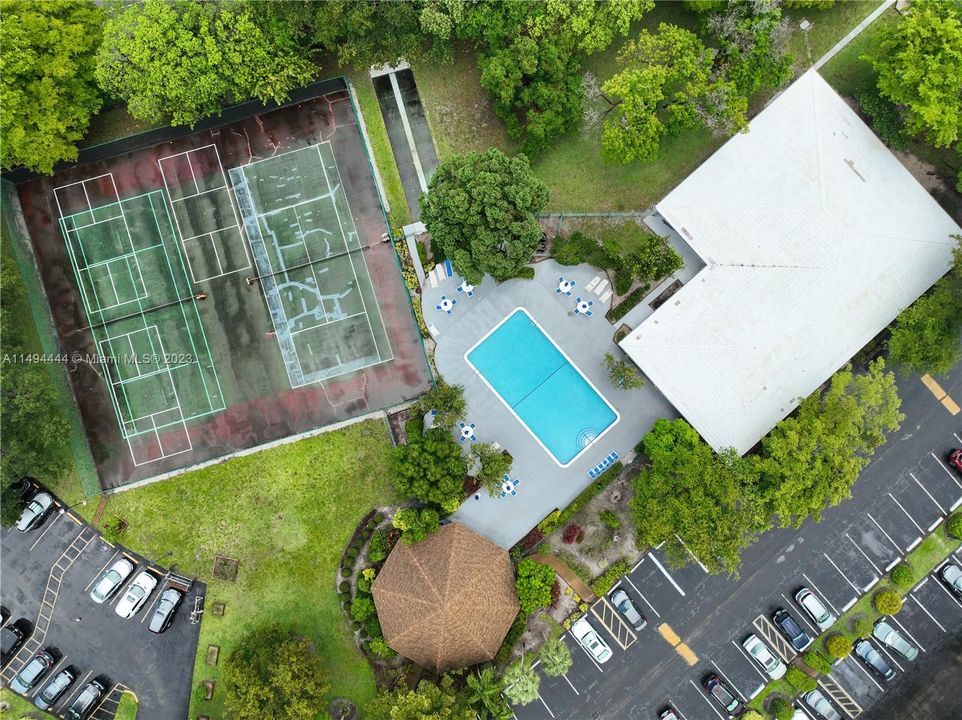 Recently Sold: $170,000 (2 beds, 2 baths, 1100 Square Feet)