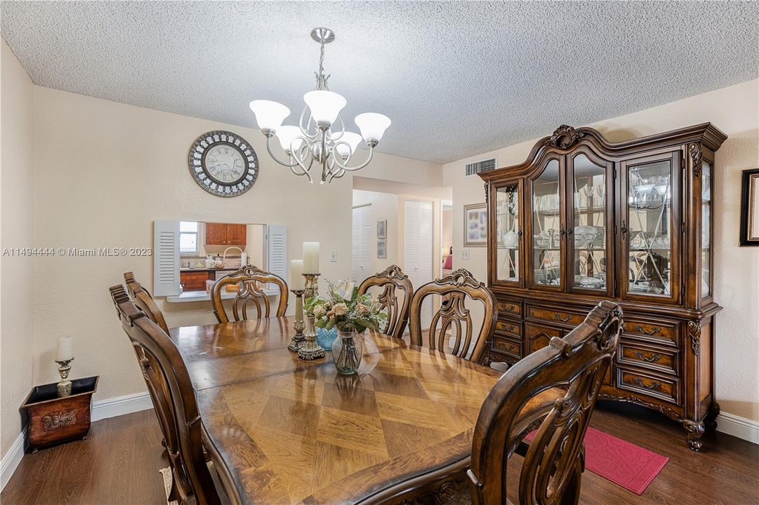 Recently Sold: $170,000 (2 beds, 2 baths, 1100 Square Feet)