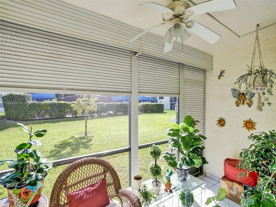 Недавно продано: $179,900 (2 спален, 2 ванн, 1170 Квадратных фут)