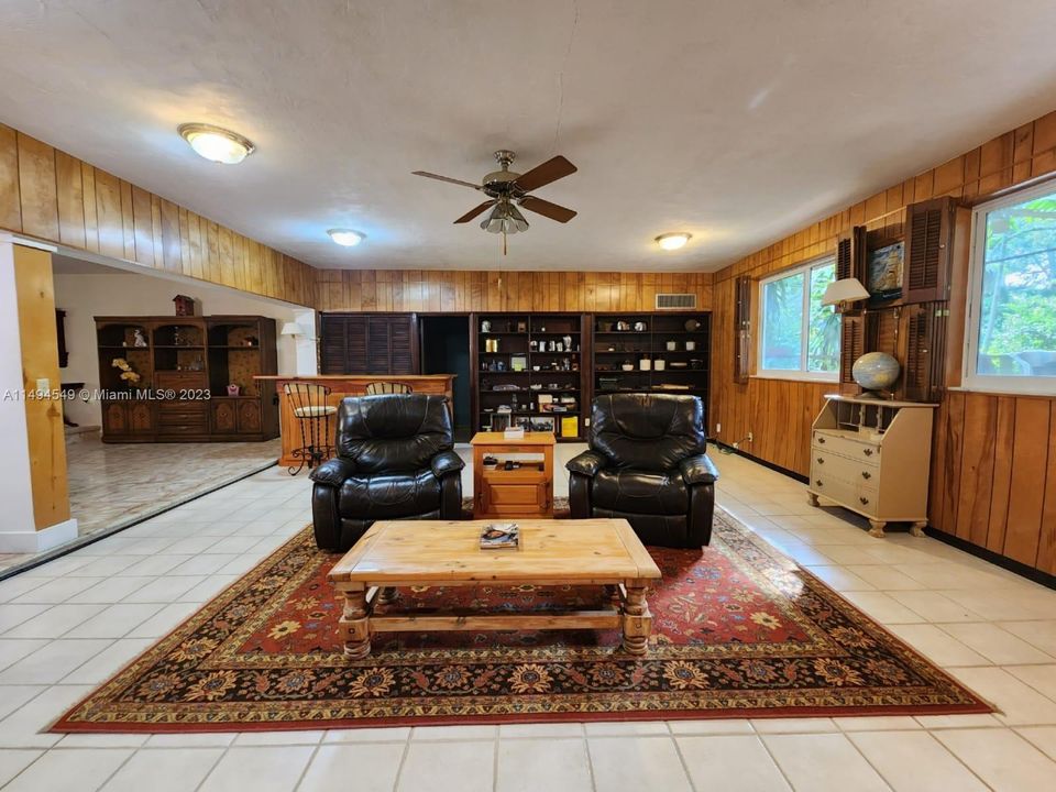 Недавно продано: $2,400,000 (3 спален, 3 ванн, 2980 Квадратных фут)