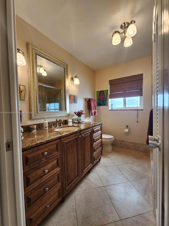 Недавно продано: $2,400,000 (3 спален, 3 ванн, 2980 Квадратных фут)