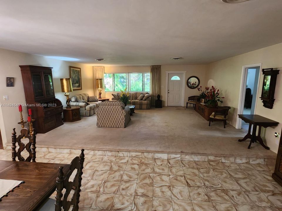 Недавно продано: $2,400,000 (3 спален, 3 ванн, 2980 Квадратных фут)