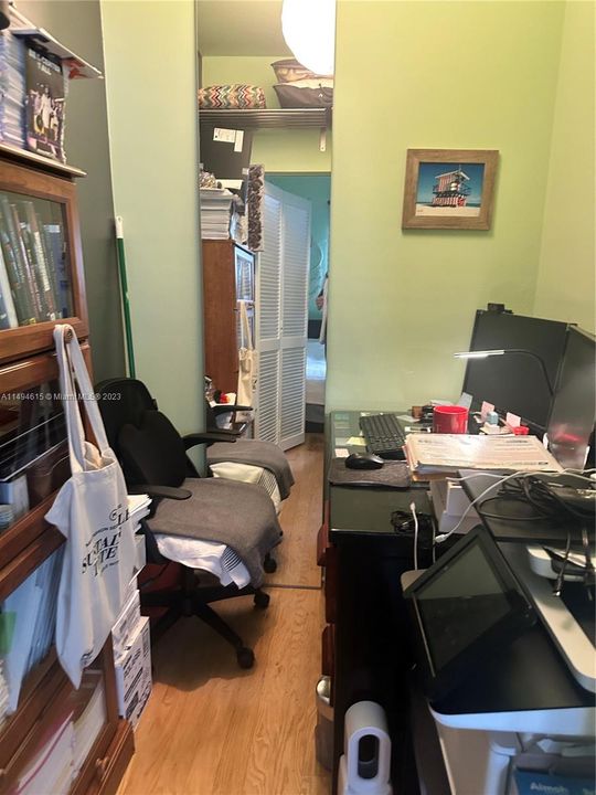 Недавно продано: $238,000 (1 спален, 1 ванн, 520 Квадратных фут)