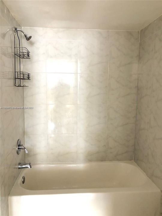 Недавно арендовано: $2,200 (1 спален, 1 ванн, 1005 Квадратных фут)