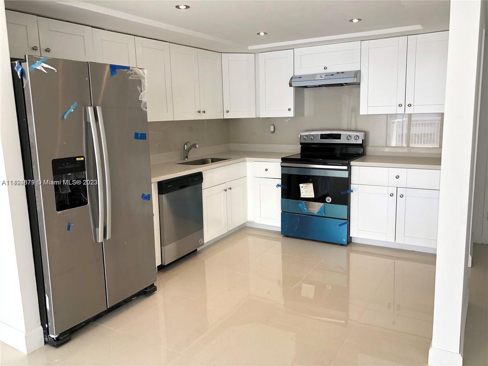 Недавно арендовано: $2,200 (1 спален, 1 ванн, 1005 Квадратных фут)