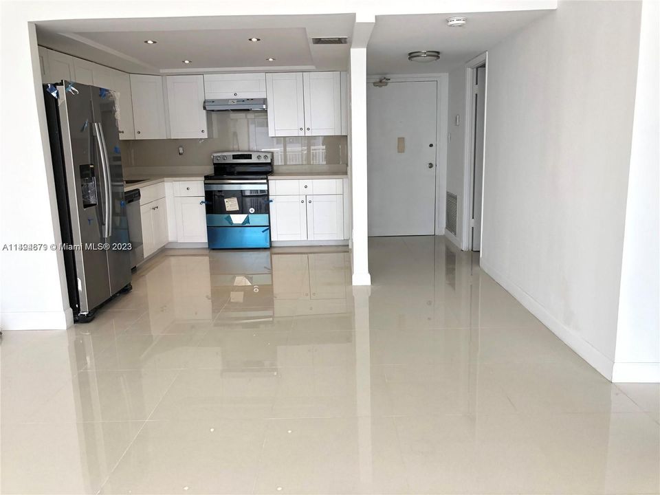 Недавно арендовано: $2,200 (1 спален, 1 ванн, 1005 Квадратных фут)