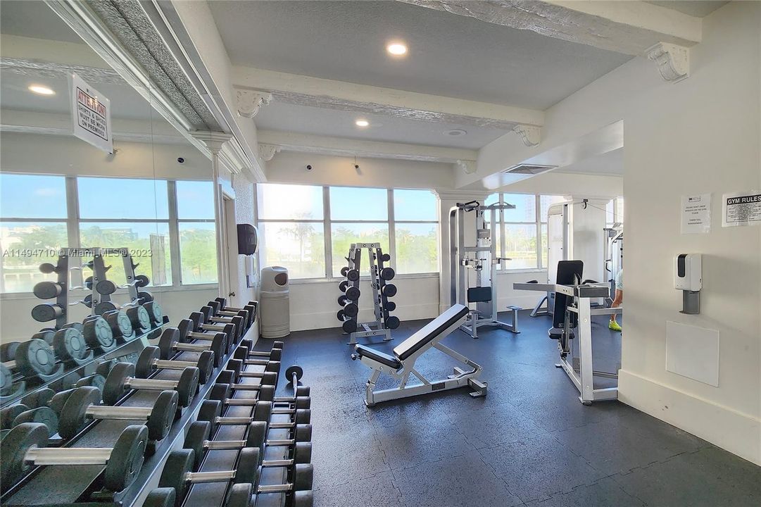 Недавно продано: $365,000 (2 спален, 2 ванн, 1605 Квадратных фут)