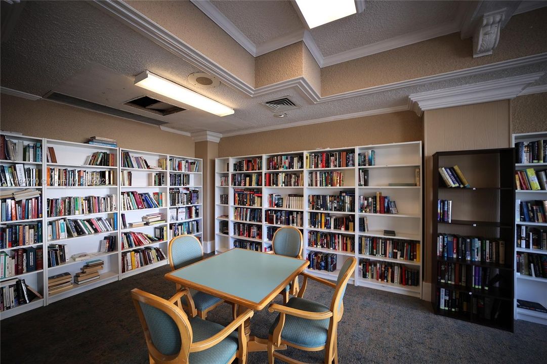 Недавно продано: $365,000 (2 спален, 2 ванн, 1605 Квадратных фут)