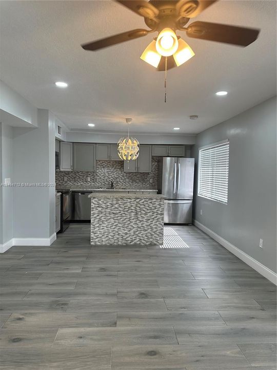 Recently Rented: $3,600 (4 beds, 2 baths, 1208 Square Feet)