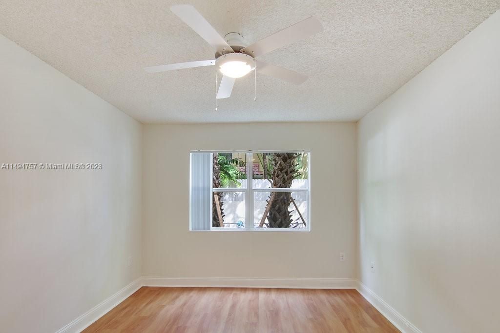 Recently Rented: $3,097 (2 beds, 2 baths, 1054 Square Feet)