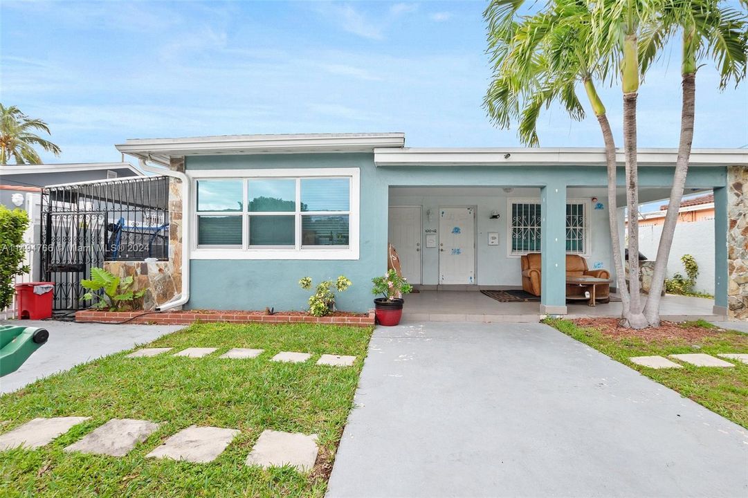 最近售出: $650,000 (0 贝兹, 0 浴室, 1326 平方英尺)