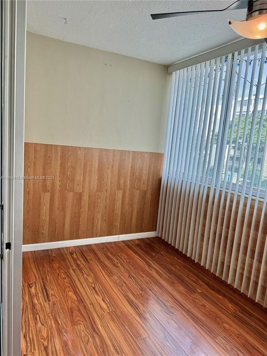 Недавно продано: $189,900 (1 спален, 1 ванн, 847 Квадратных фут)