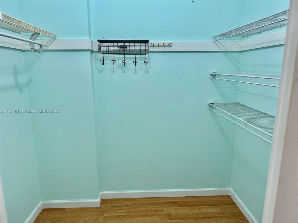 Недавно продано: $189,900 (1 спален, 1 ванн, 847 Квадратных фут)