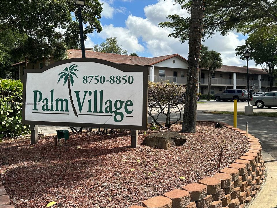 Recently Sold: $240,000 (2 beds, 2 baths, 805 Square Feet)