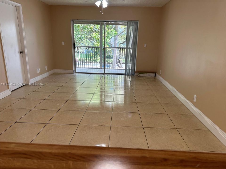 Recently Sold: $240,000 (2 beds, 2 baths, 805 Square Feet)