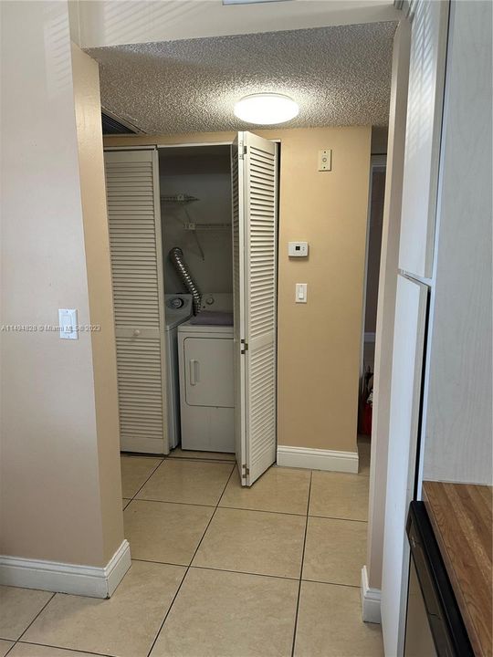 Recently Sold: $240,000 (2 beds, 2 baths, 805 Square Feet)