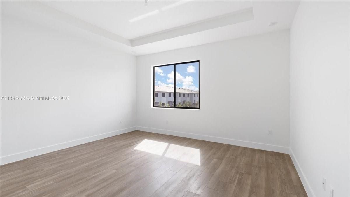 Недавно продано: $1,199,999 (4 спален, 3 ванн, 2203 Квадратных фут)