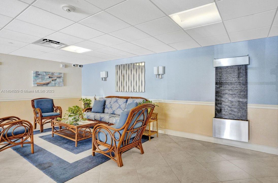 Recently Rented: $4,000 (2 beds, 2 baths, 1070 Square Feet)