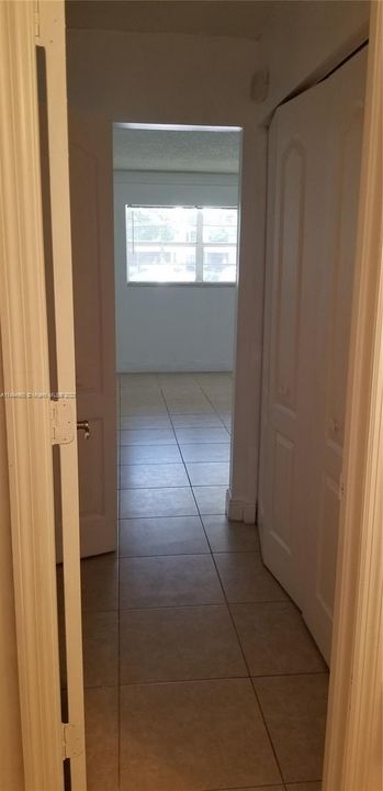 Recently Rented: $1,575 (1 beds, 1 baths, 800 Square Feet)