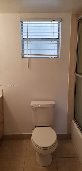 Recently Rented: $1,575 (1 beds, 1 baths, 800 Square Feet)