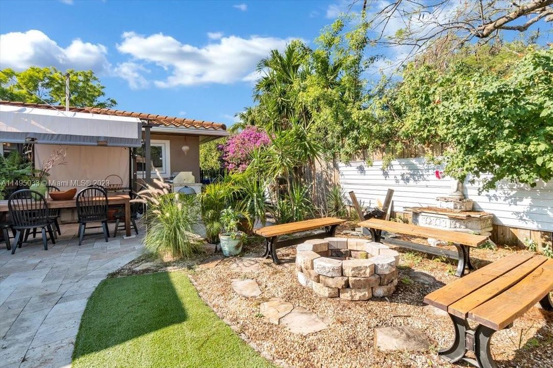 Recently Sold: $729,900 (3 beds, 2 baths, 0 Square Feet)