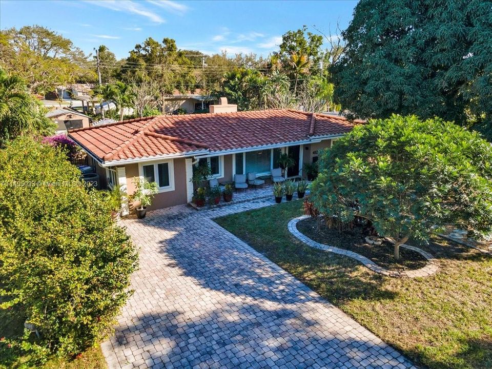 Recently Sold: $729,900 (3 beds, 2 baths, 0 Square Feet)