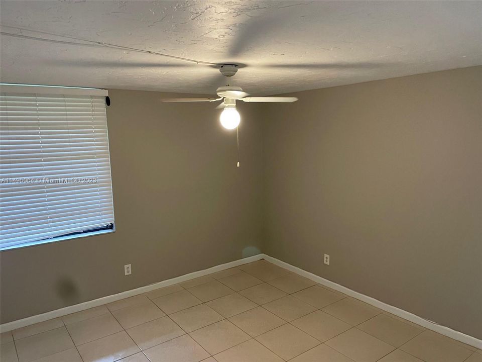 Recently Rented: $1,750 (1 beds, 1 baths, 815 Square Feet)