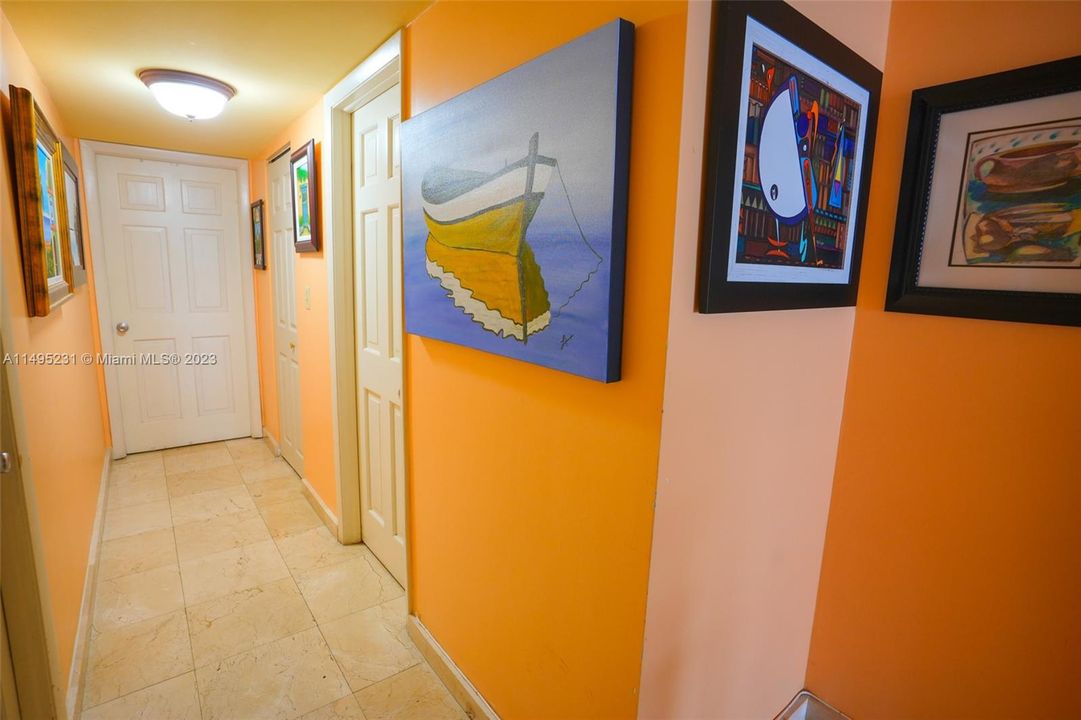 Recently Sold: $1,090,000 (3 beds, 2 baths, 2124 Square Feet)