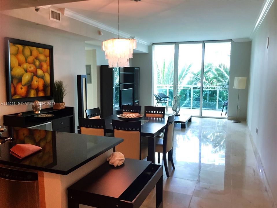 Recientemente alquilado: $3,000 (1 camas, 1 baños, 774 Pies cuadrados)