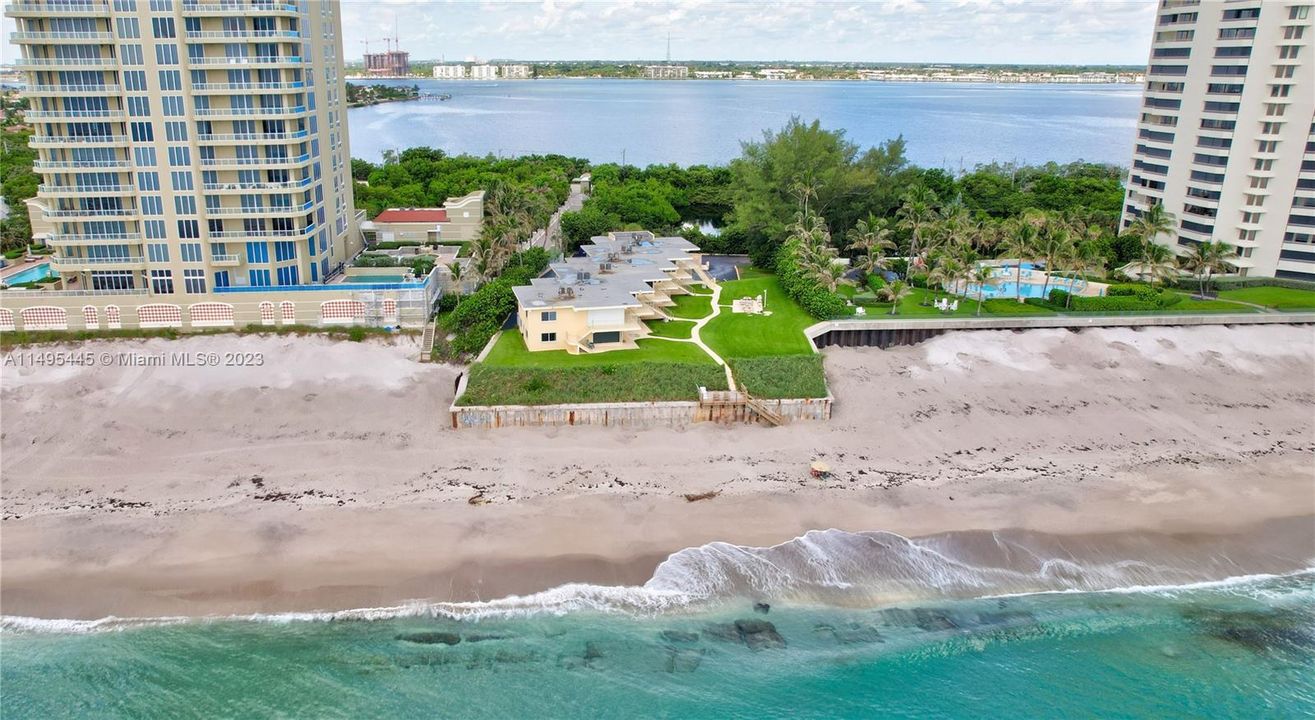 Recently Rented: $4,000 (2 beds, 2 baths, 858 Square Feet)