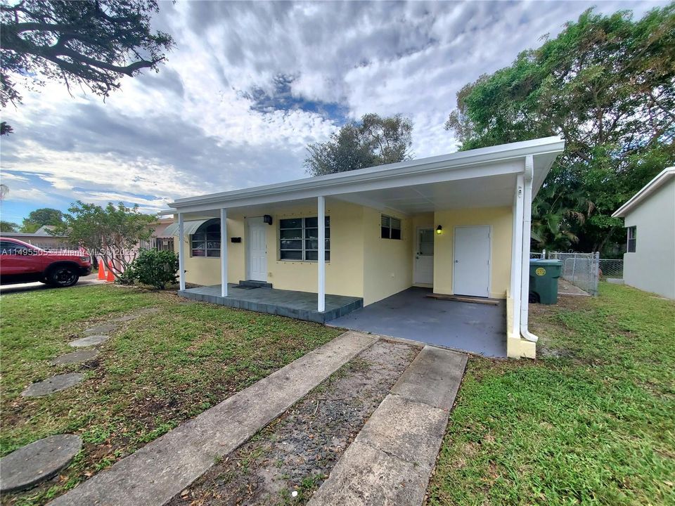 Carport and carport Entry