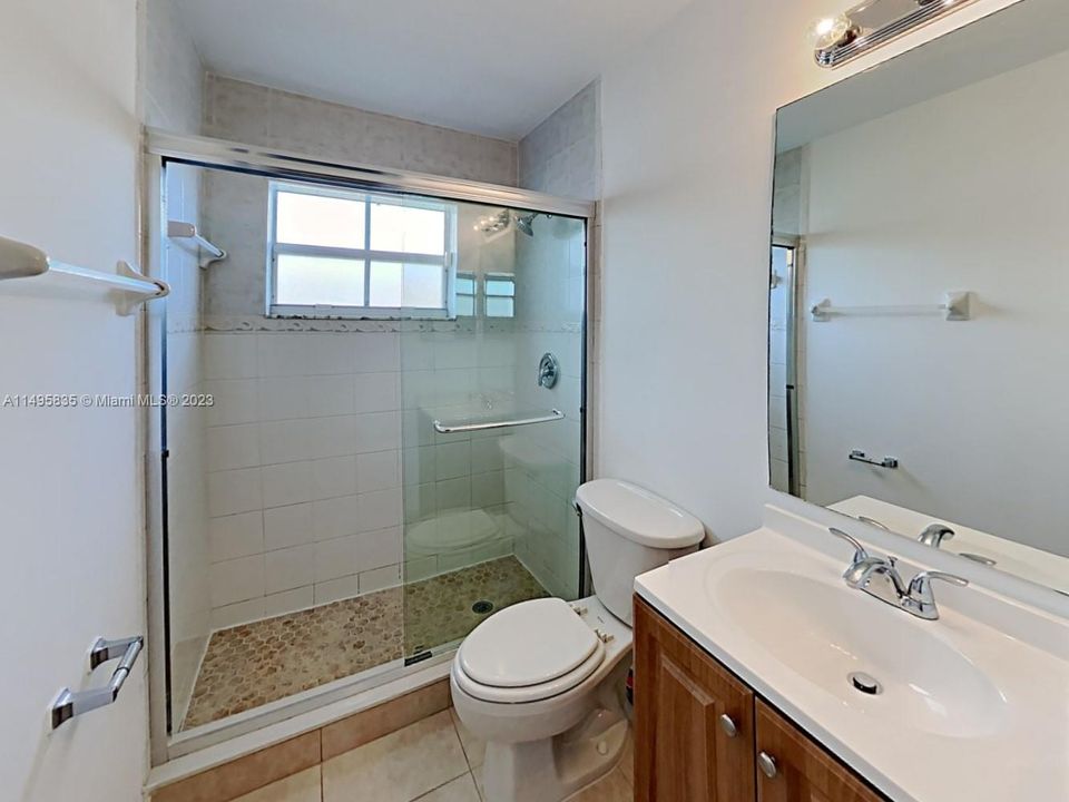 最近租的: $3,240 (4 贝兹, 3 浴室, 1937 平方英尺)