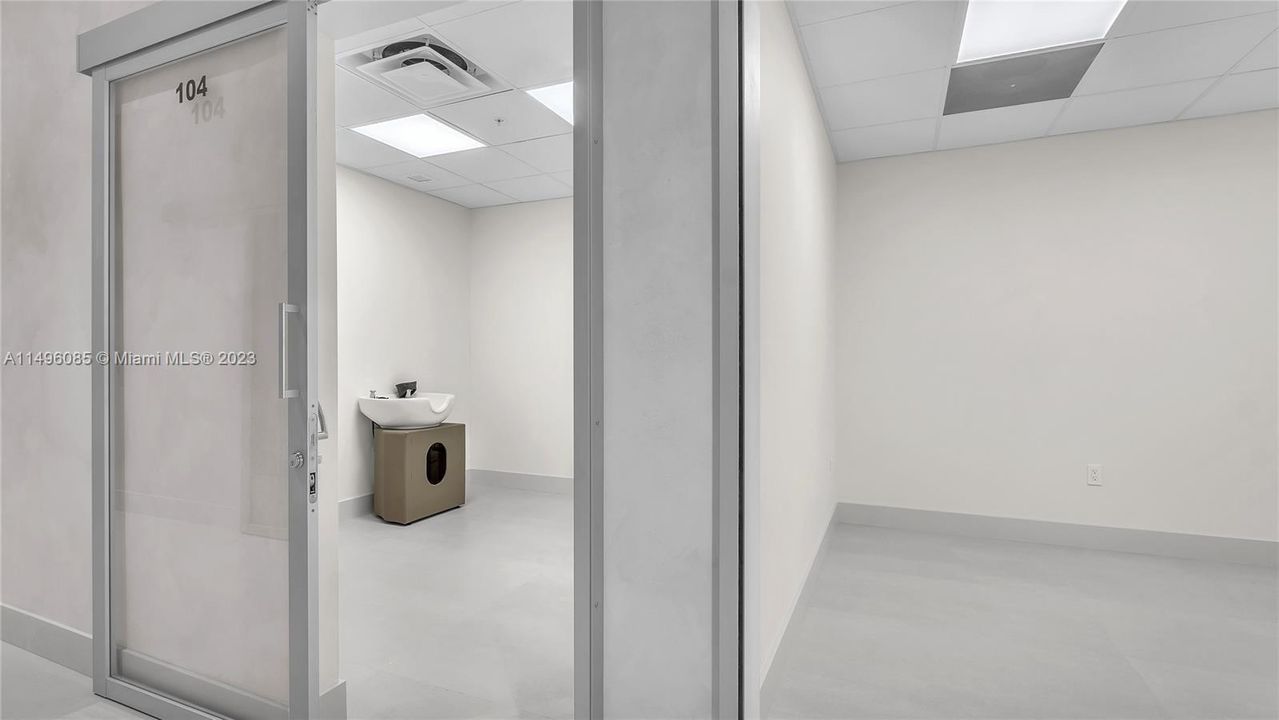 Recently Rented: $1,800 (0 beds, 0 baths, 0 Square Feet)