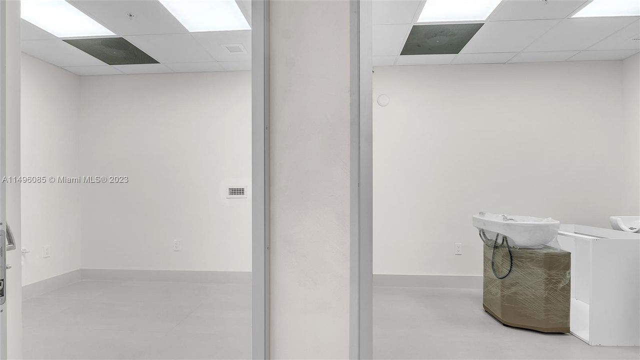 Recently Rented: $1,800 (0 beds, 0 baths, 0 Square Feet)