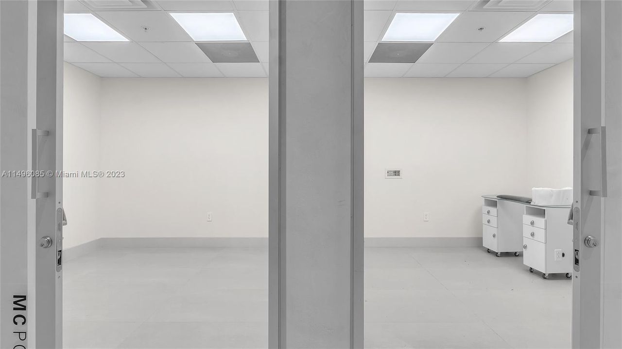 Recently Rented: $1,800 (0 beds, 0 baths, 0 Square Feet)