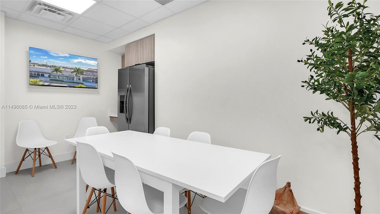 Recently Rented: $1,800 (0 beds, 0 baths, 0 Square Feet)