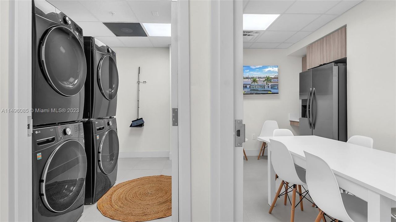 Recently Rented: $1,800 (0 beds, 0 baths, 0 Square Feet)