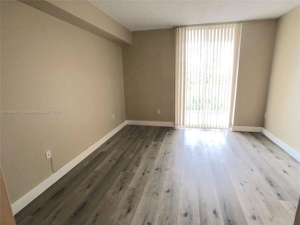 Recently Rented: $2,000 (1 beds, 1 baths, 685 Square Feet)