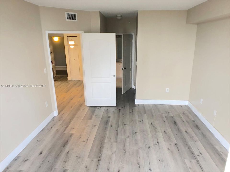 Recently Rented: $2,000 (1 beds, 1 baths, 685 Square Feet)