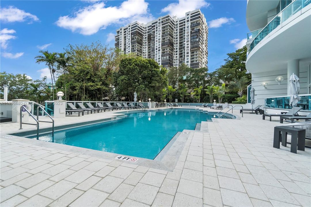 For Sale: $1,849,000 (2 beds, 2 baths, 1610 Square Feet)