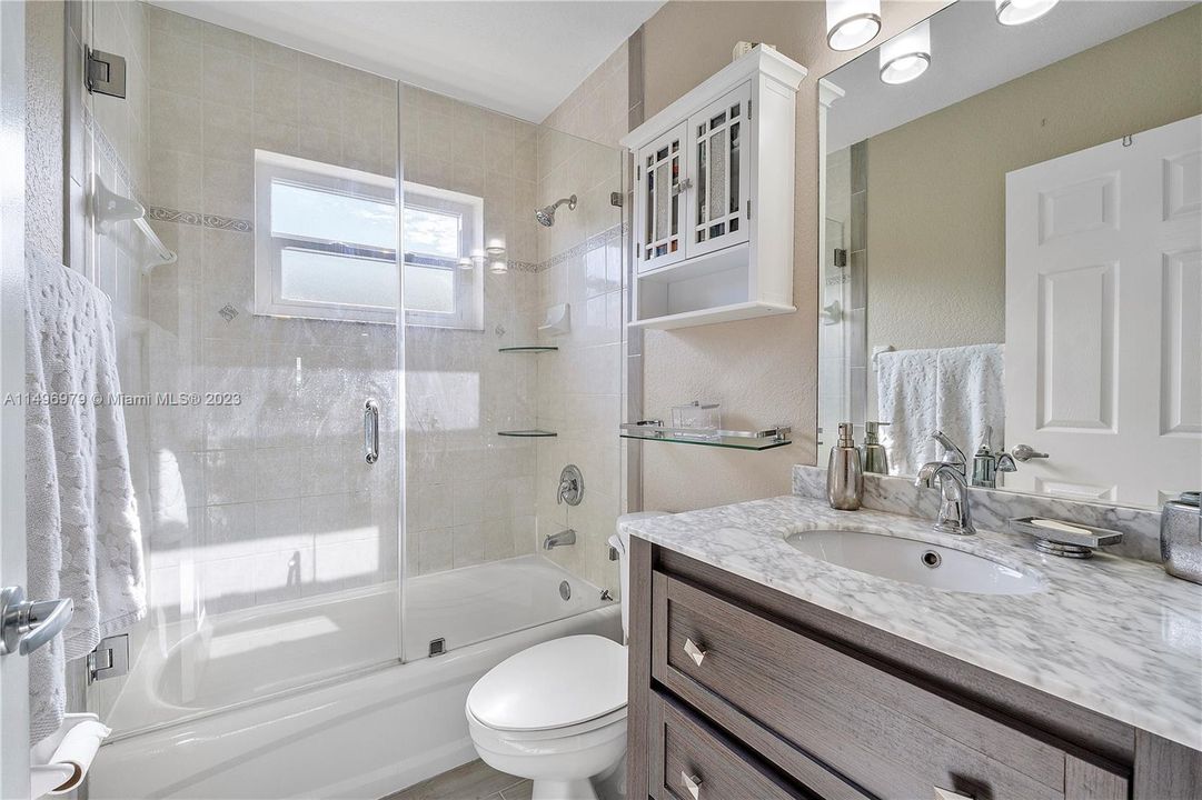 Recently Sold: $619,000 (4 beds, 2 baths, 1624 Square Feet)