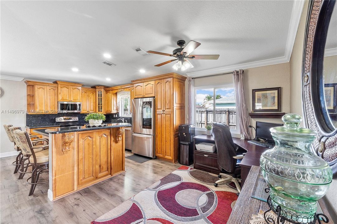 Recently Sold: $619,000 (4 beds, 2 baths, 1624 Square Feet)